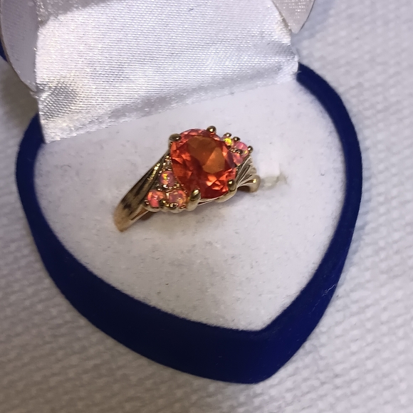 5.3ct. Natural orange sapphire gold ring - Picture 15 of 17